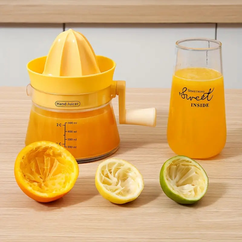 Practical manual citrus juicer for easy fresh juice 
