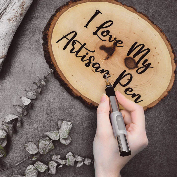 Kaiverrus tarkasti puuhun, lasiin tai metalliin 