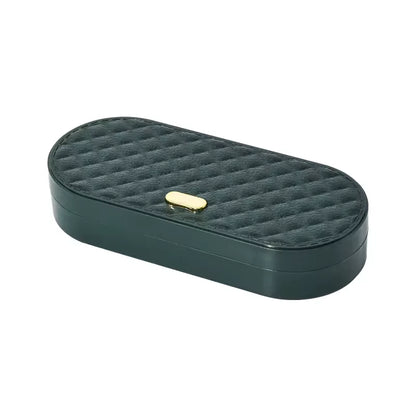 ערכת תפירה קומפקטית עם אביזרים מוכנים לשימוש 